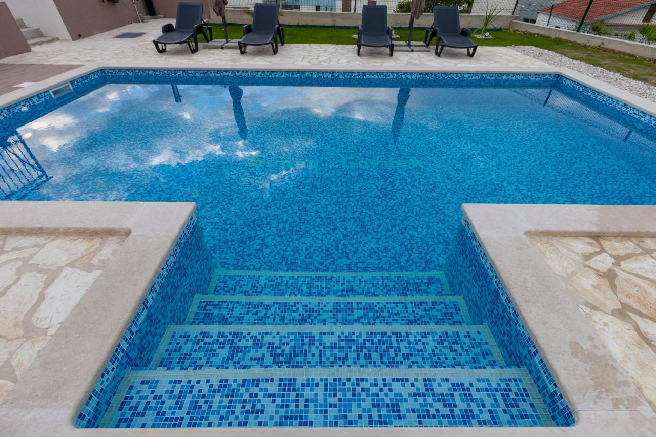 Sunny Garden Adria Split Exterior foto